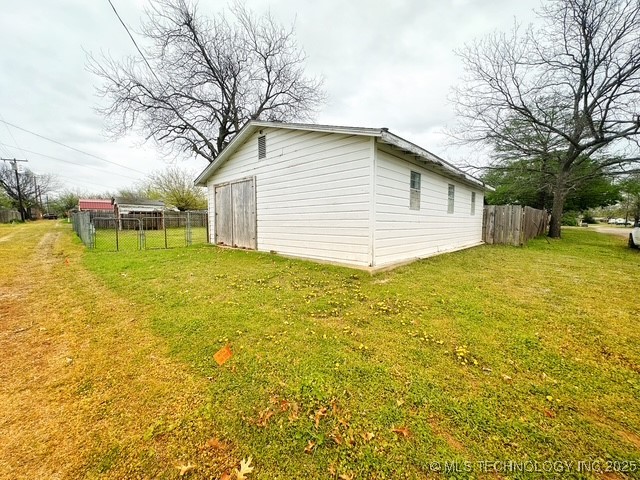 800 N Burgess