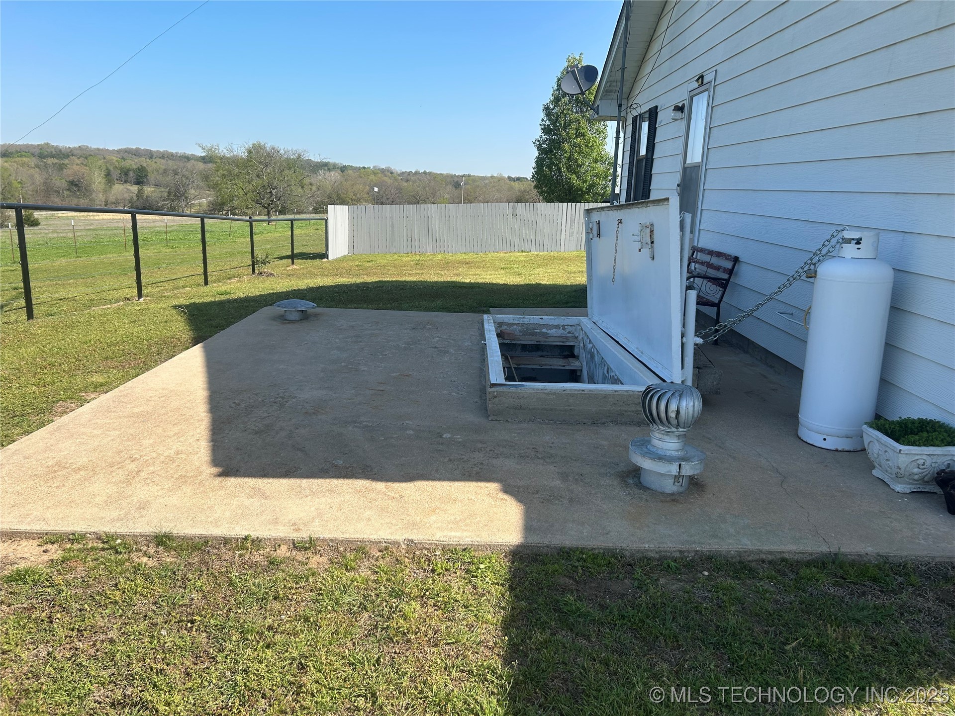 17110 County Road 1490