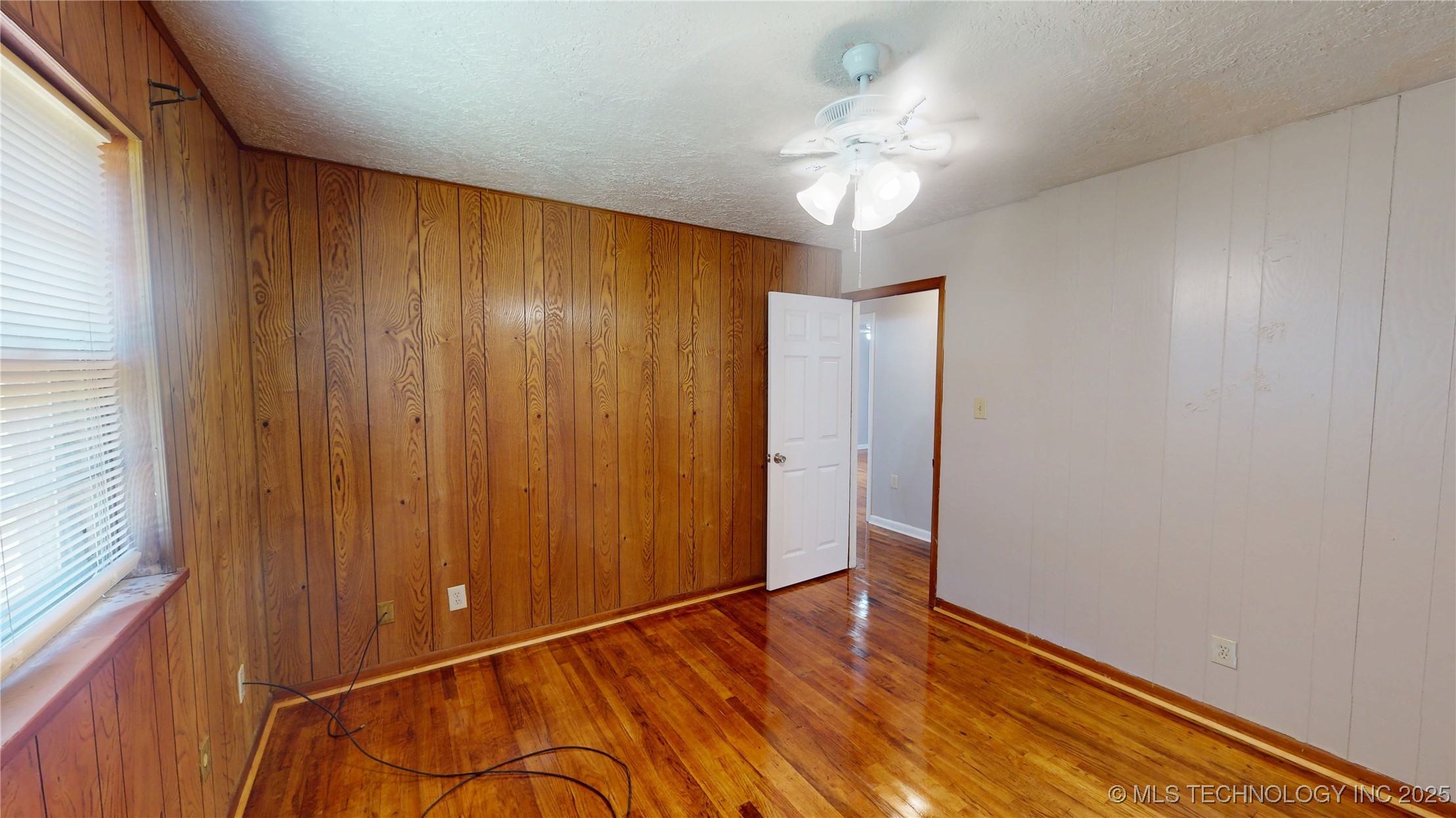 1800 E 17th