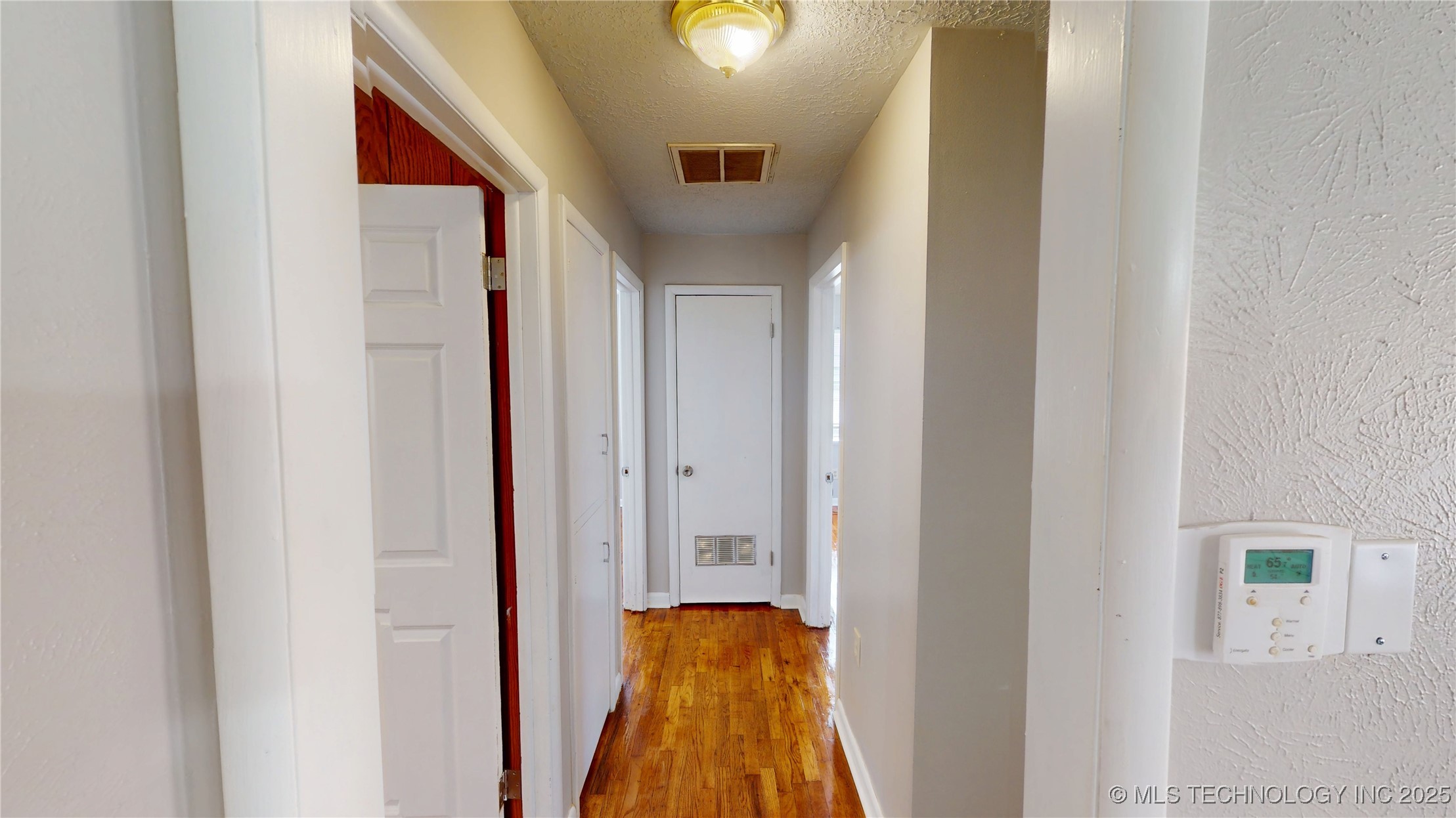 1800 E 17th