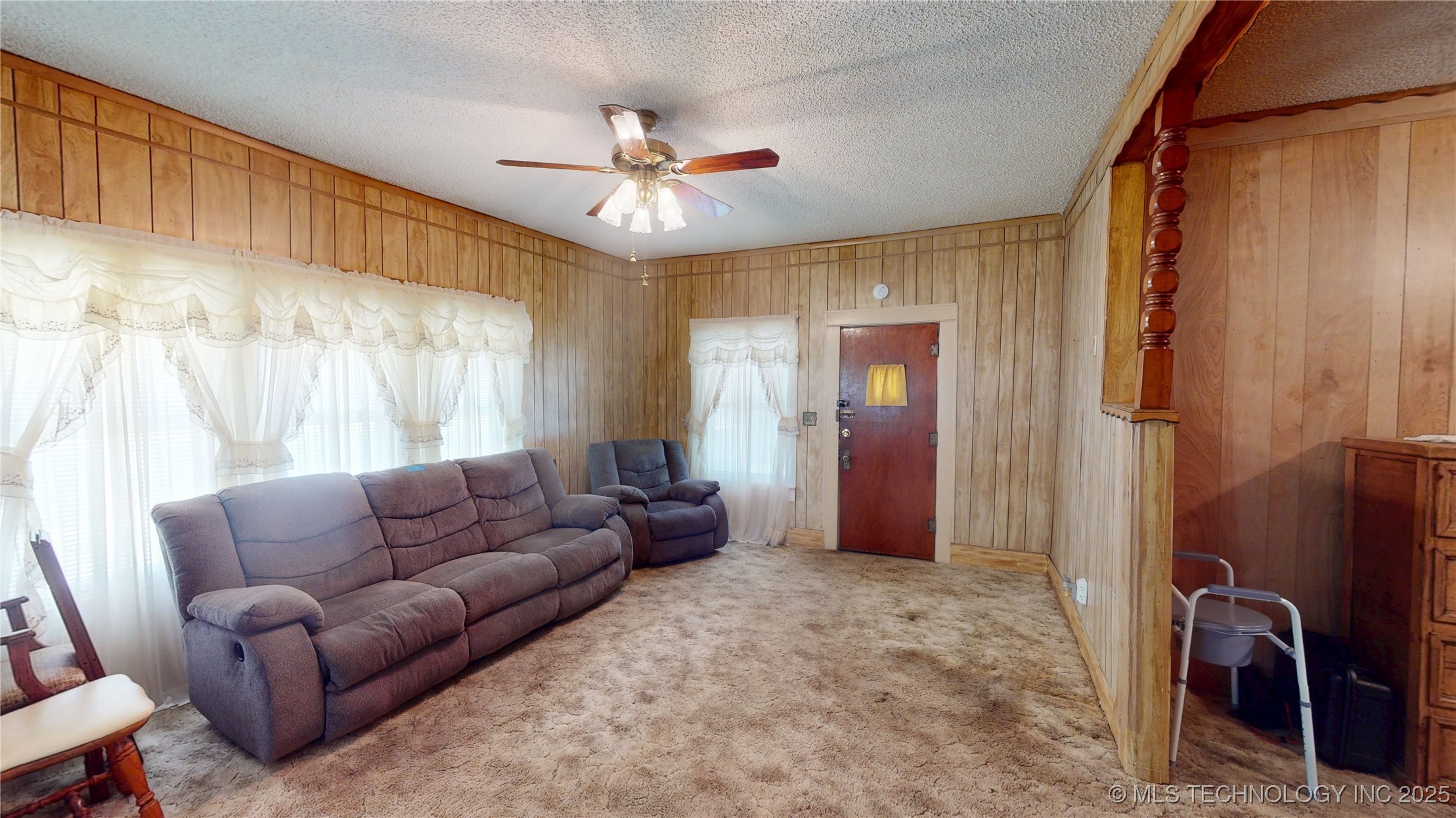 715 S Cherry