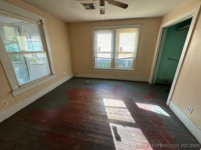 301 S Hinckley