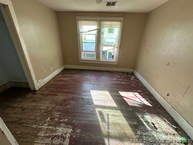 301 S Hinckley