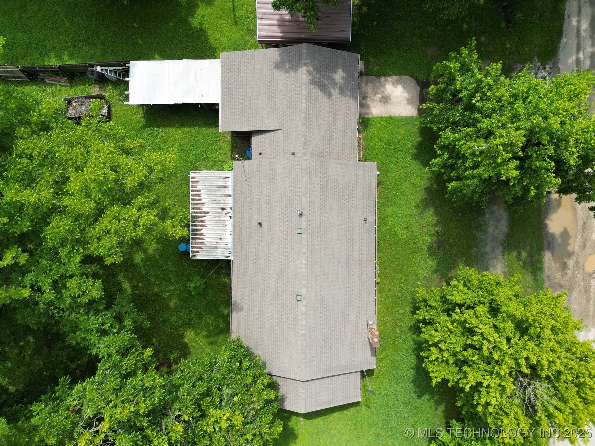 401 S Broadway