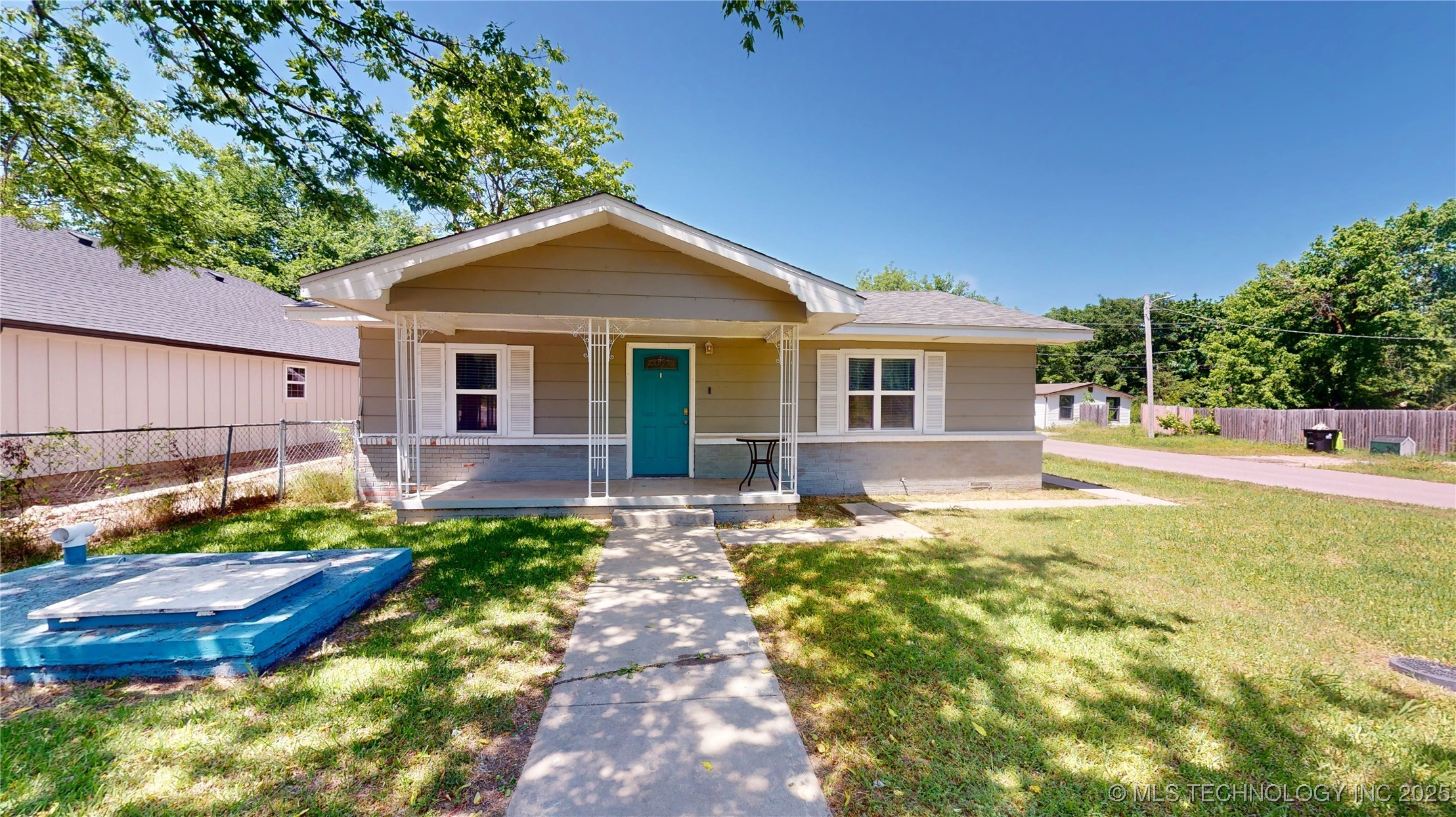 1000 W 13th