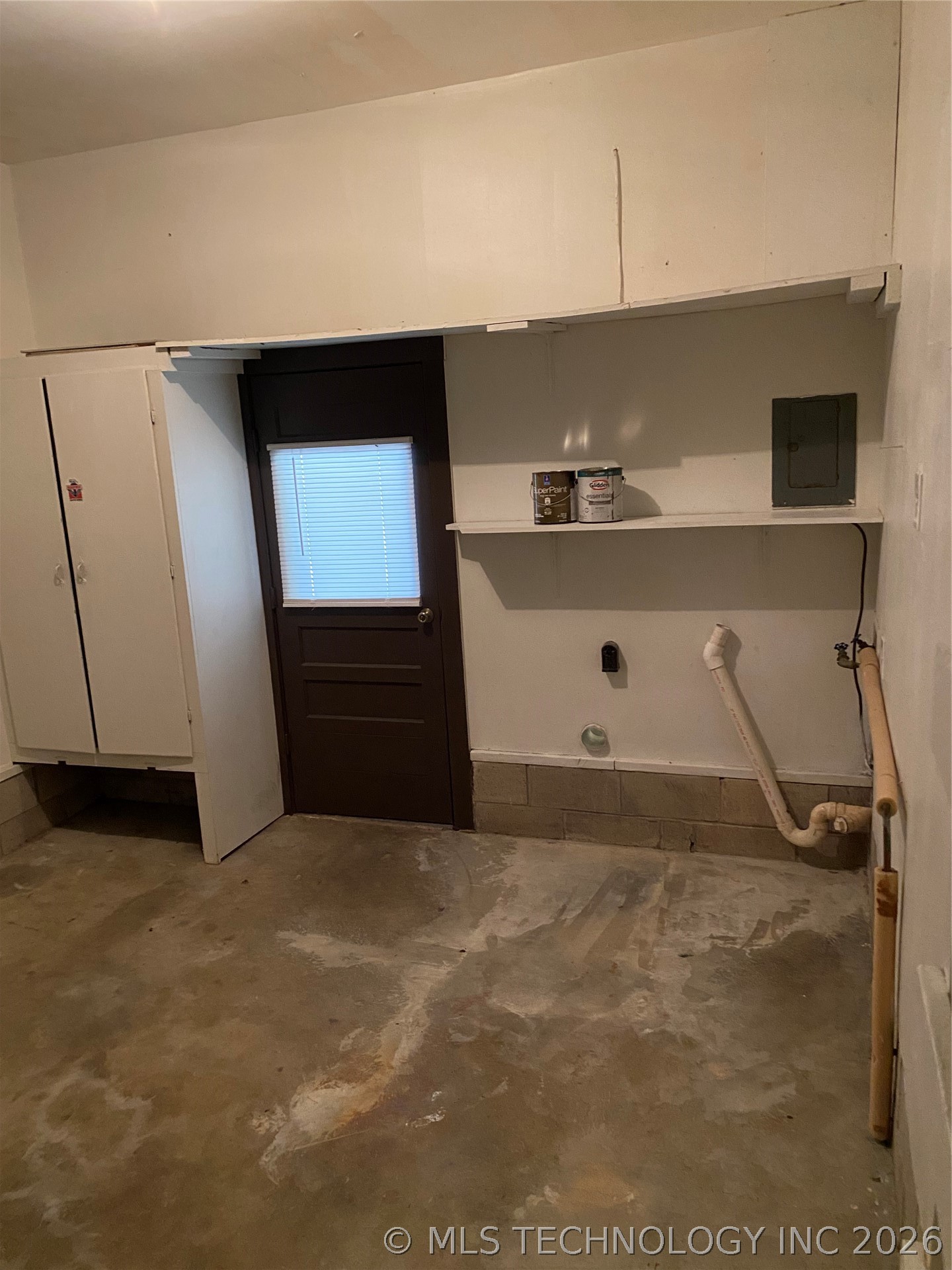 926 N Linda