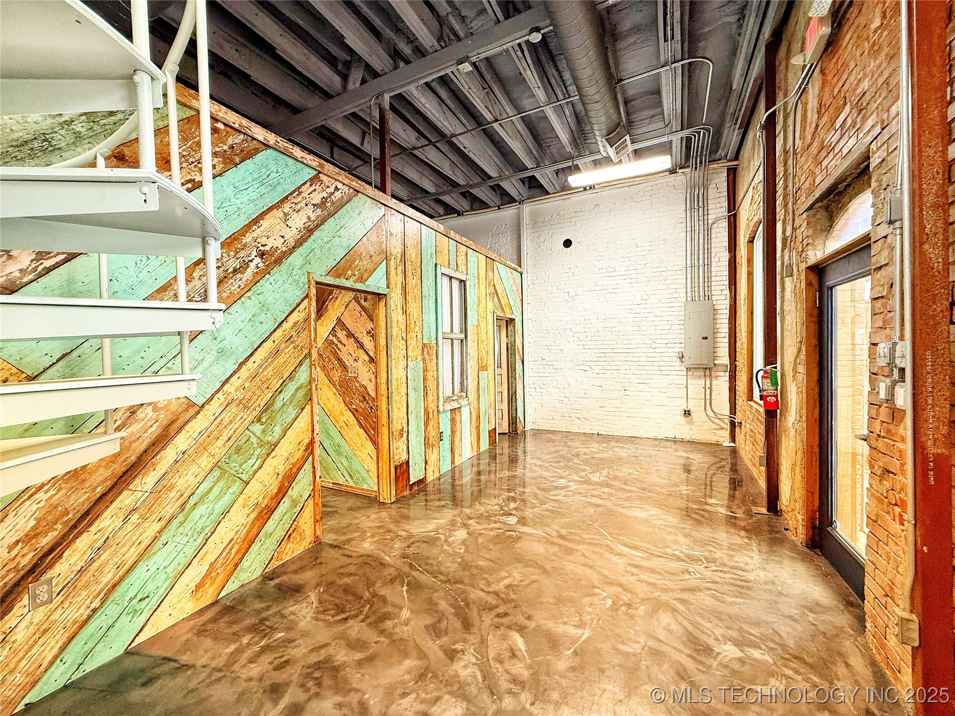 114 N Main Street