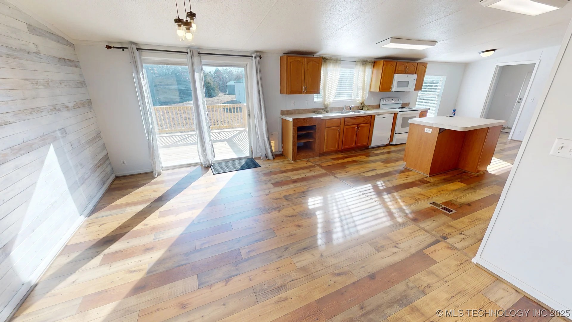 6788 County Road 3470