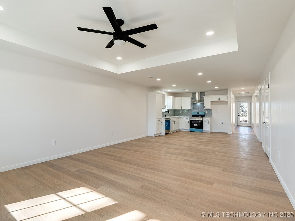 1108 E Beverly