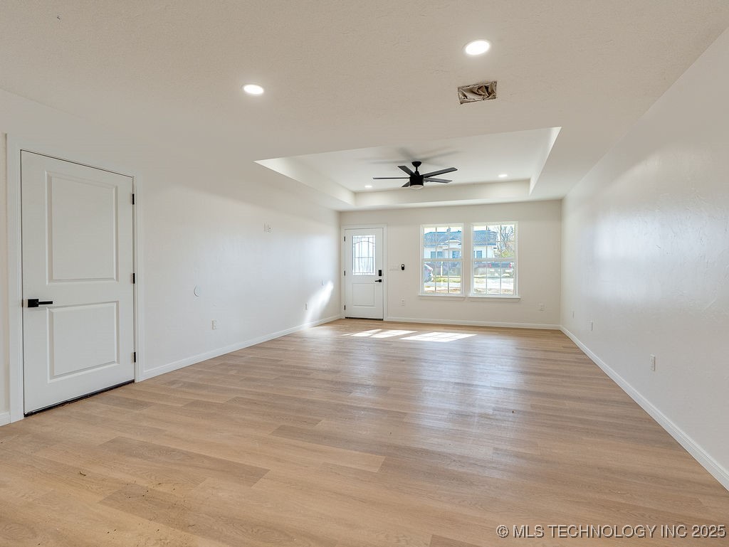 1108 E Beverly