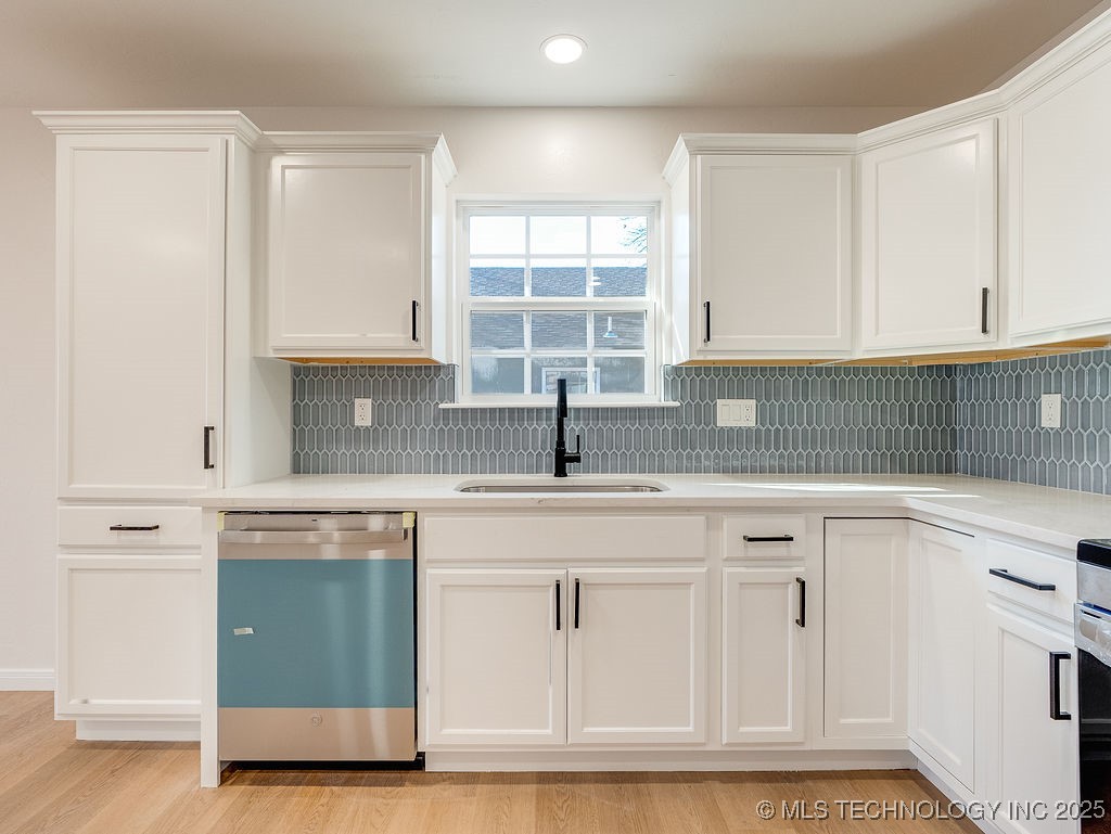 1108 E Beverly