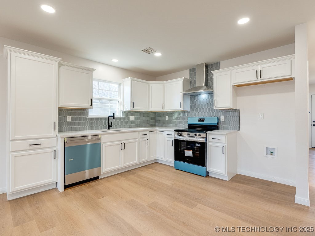 1108 E Beverly