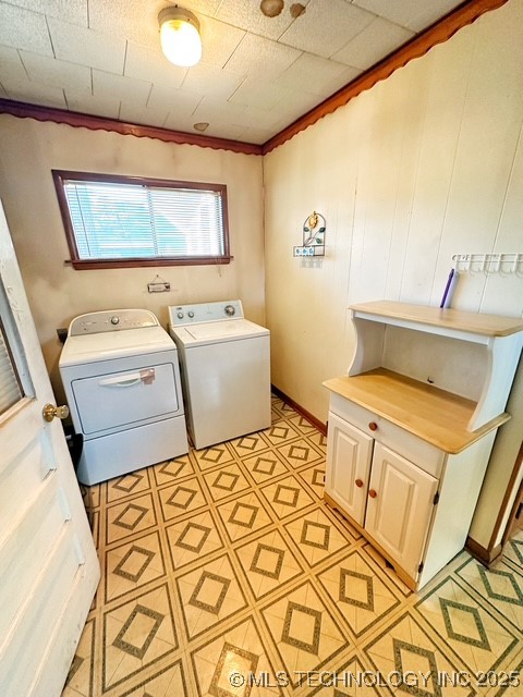 913 N Hinckley