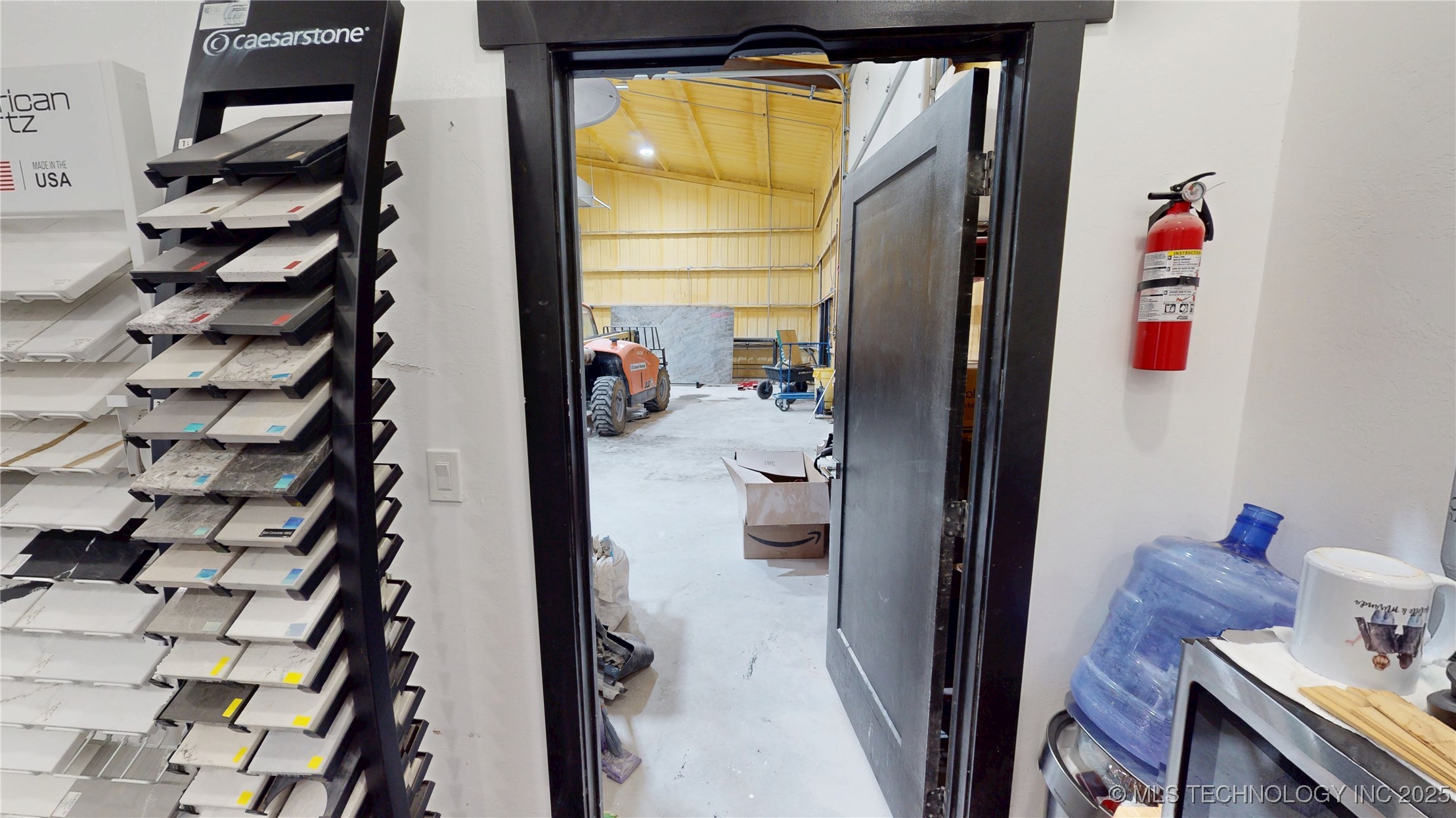 16473 County Road 1560