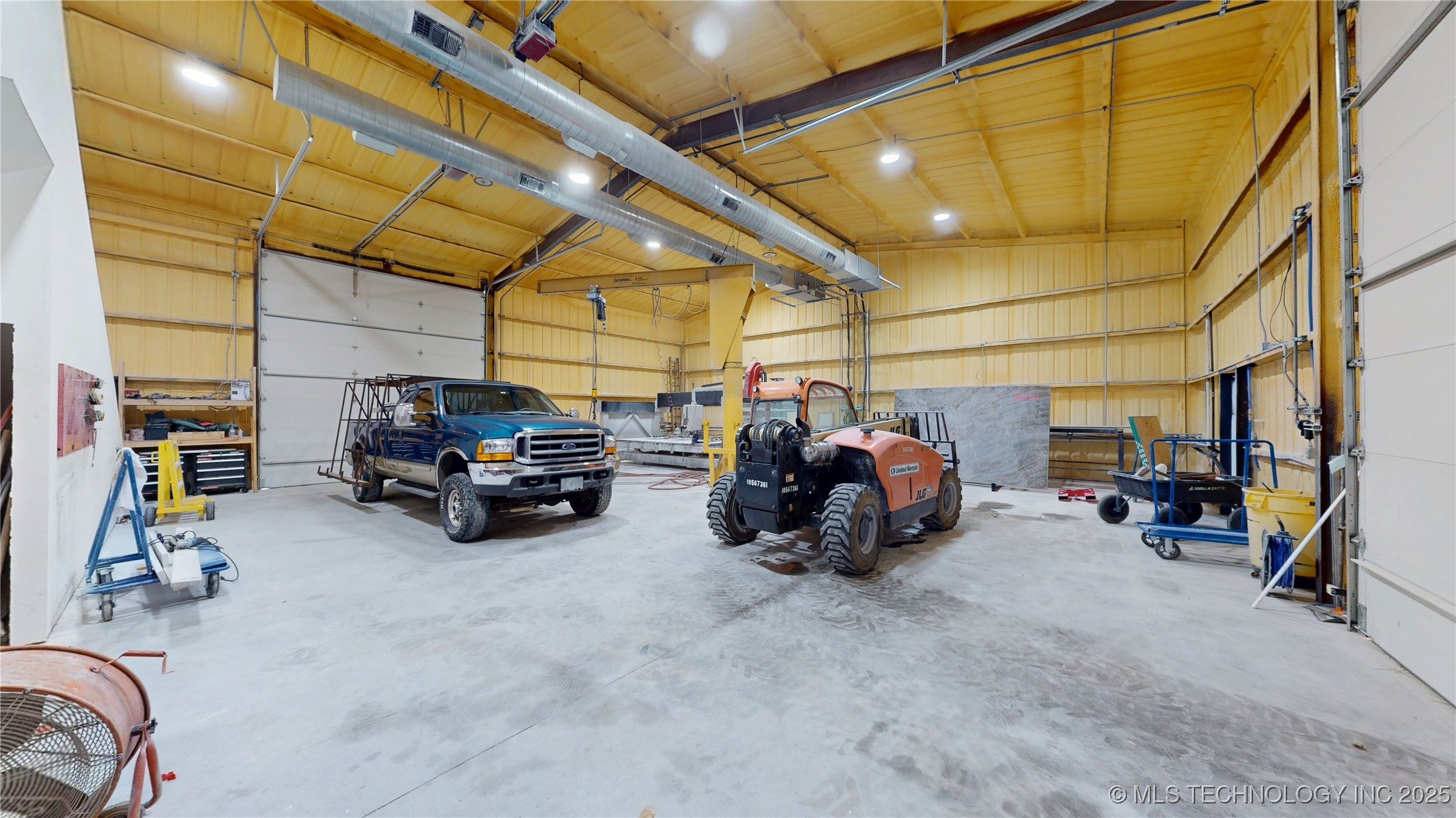 16473 County Road 1560