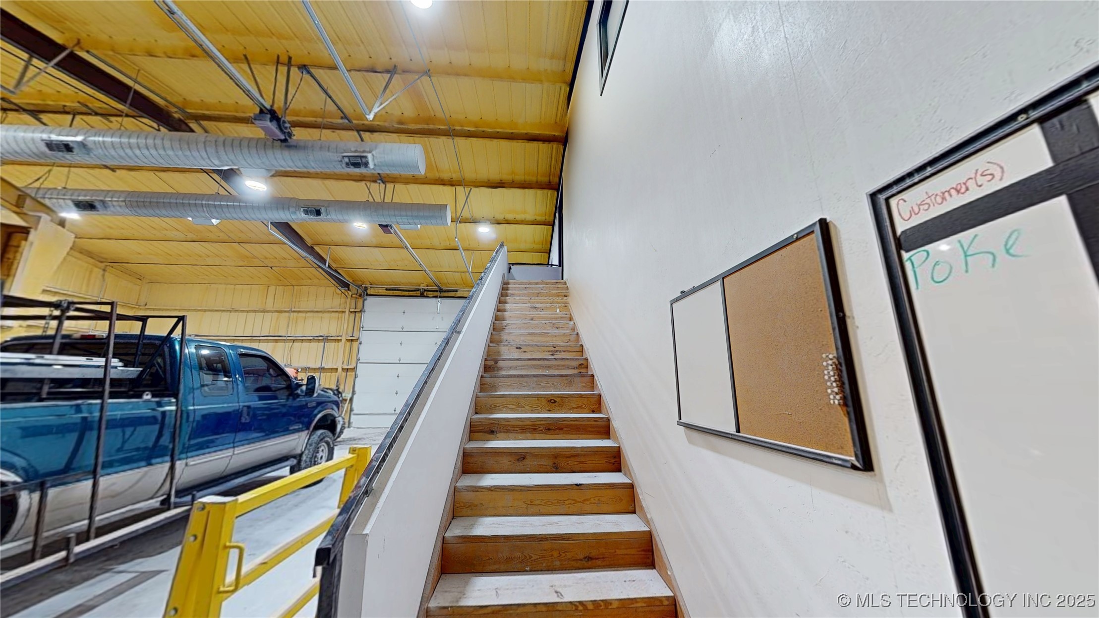 16473 County Road 1560