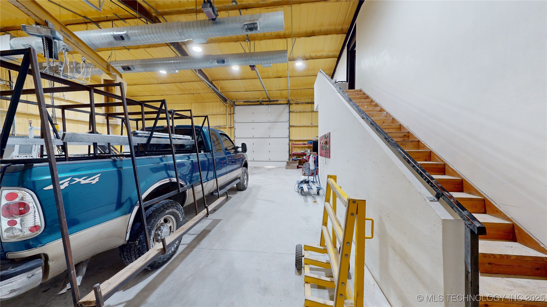 16473 County Road 1560