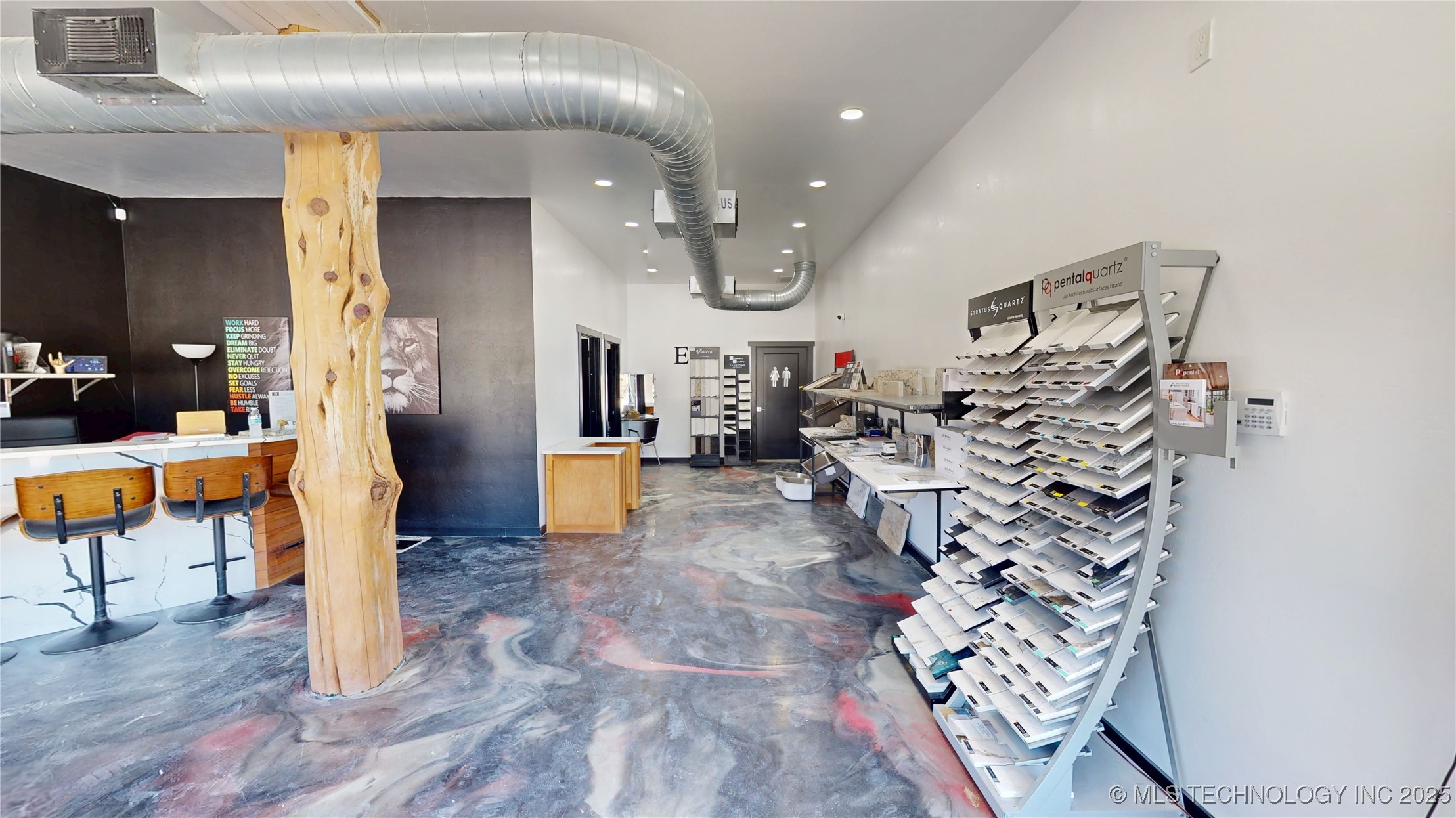 16473 County Road 1560