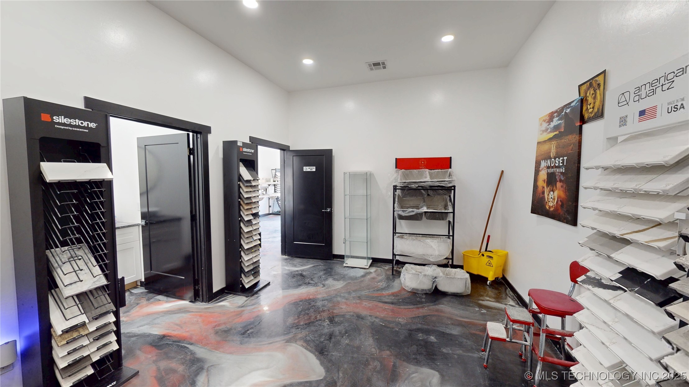 16473 County Road 1560