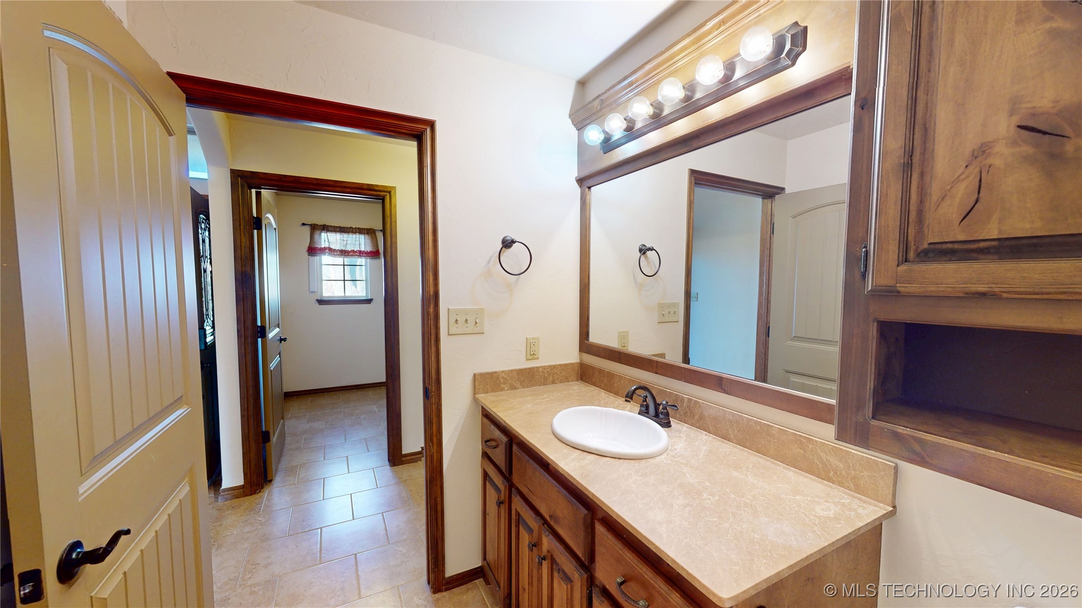 14051 County Road 1572