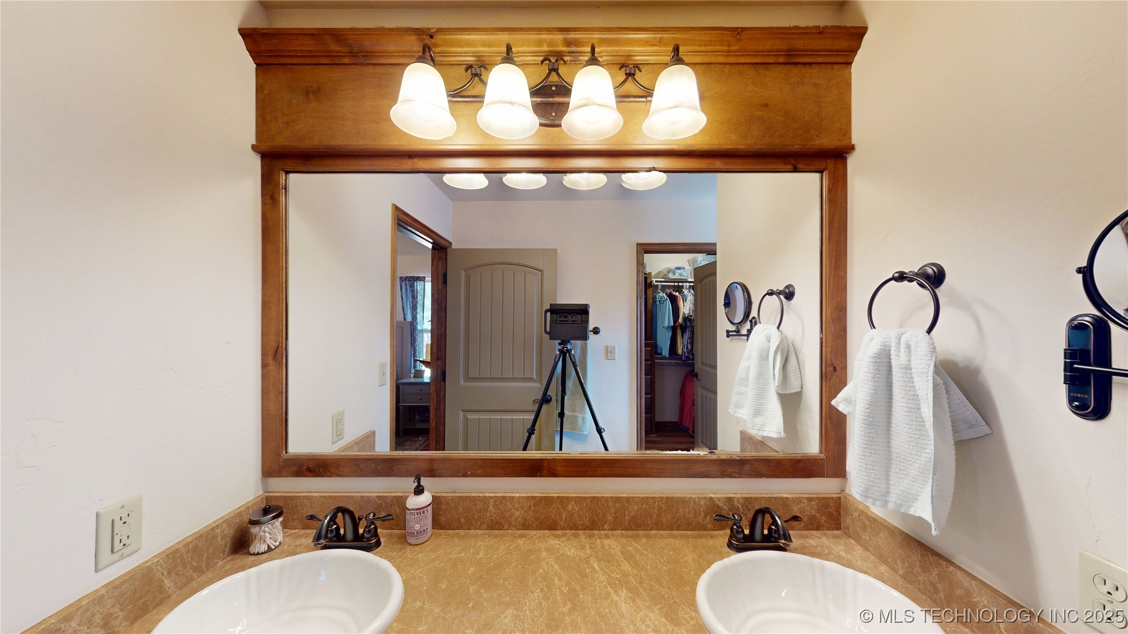 14051 County Road 1572