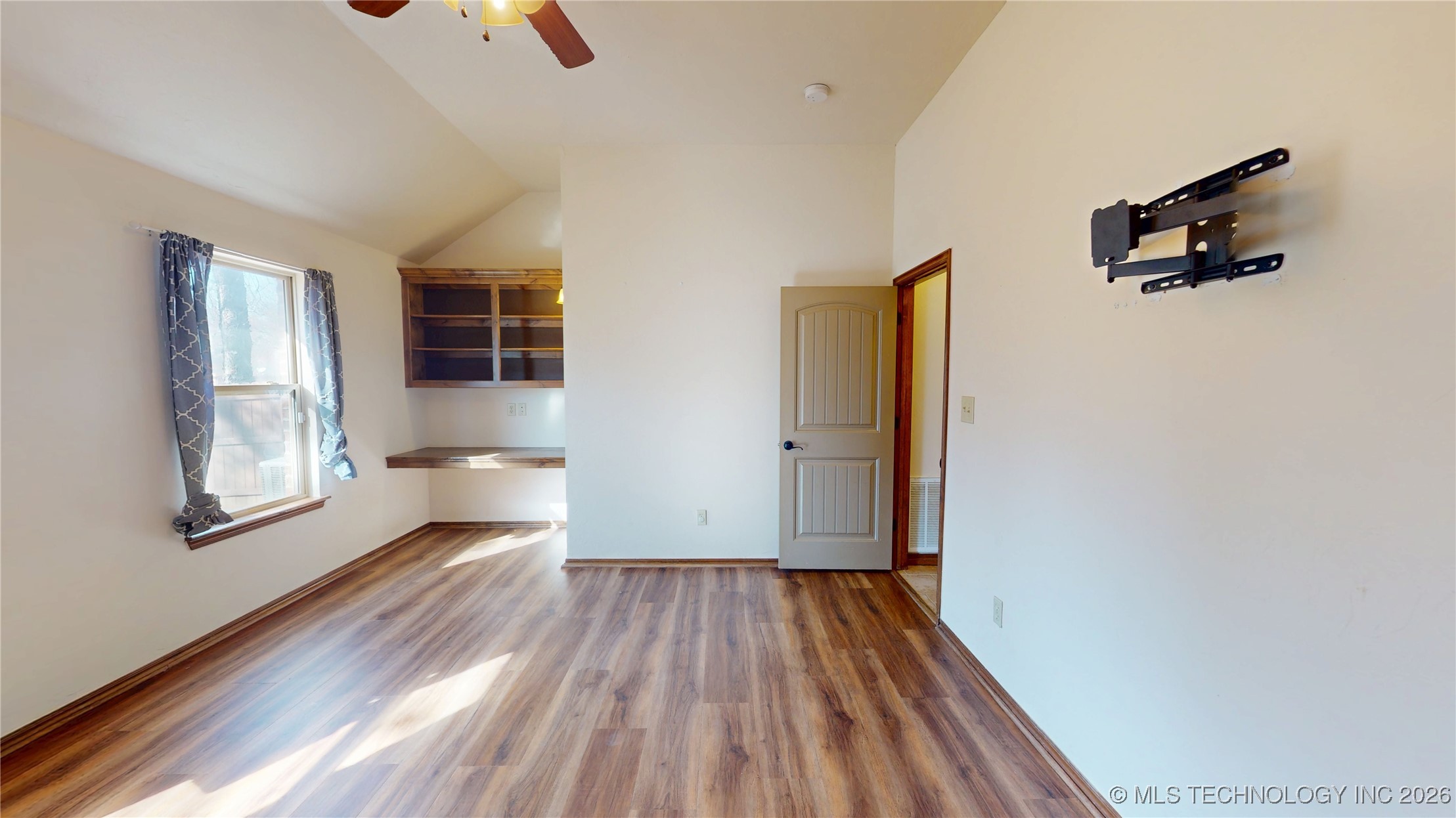 14051 County Road 1572