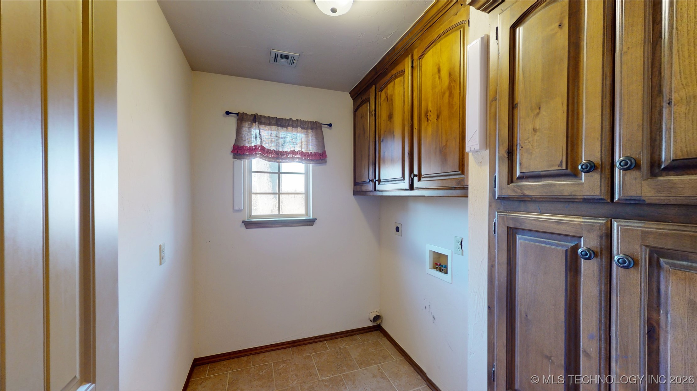 14051 County Road 1572