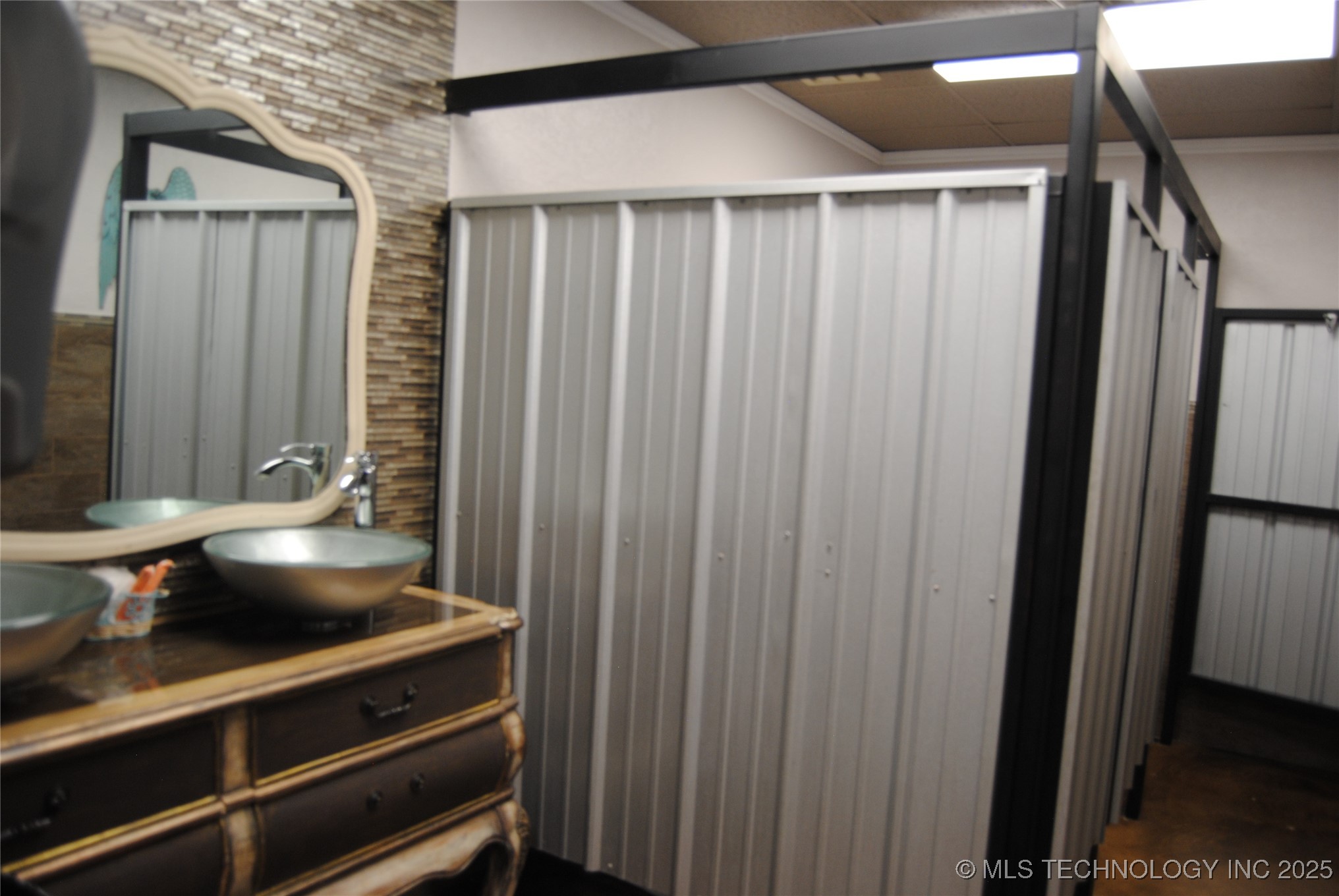 1930 Arlington Street