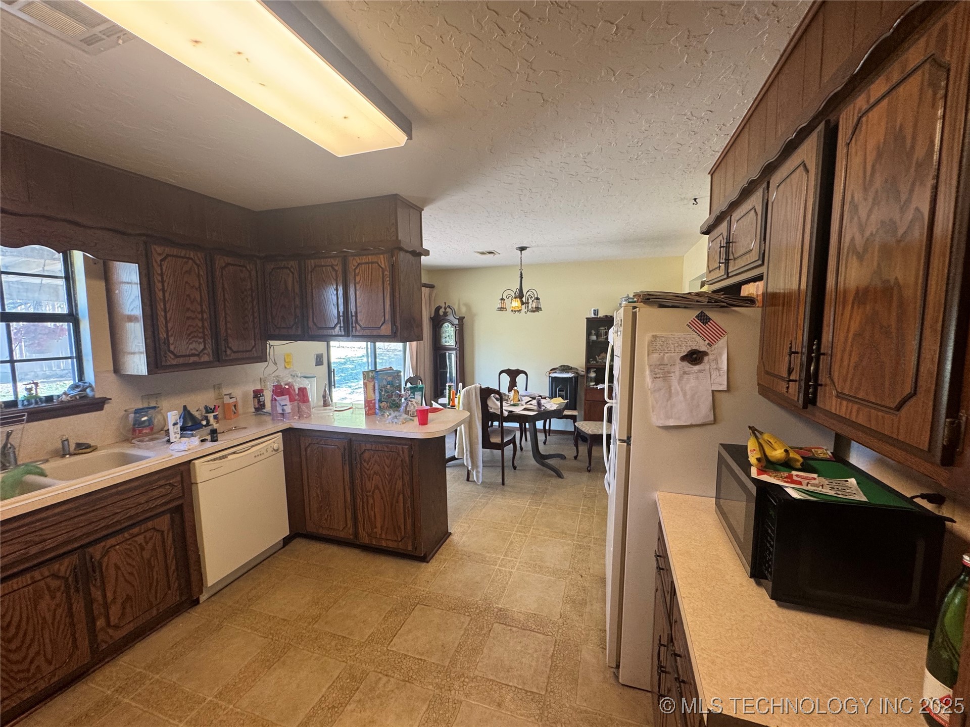 15902 County Road 3535