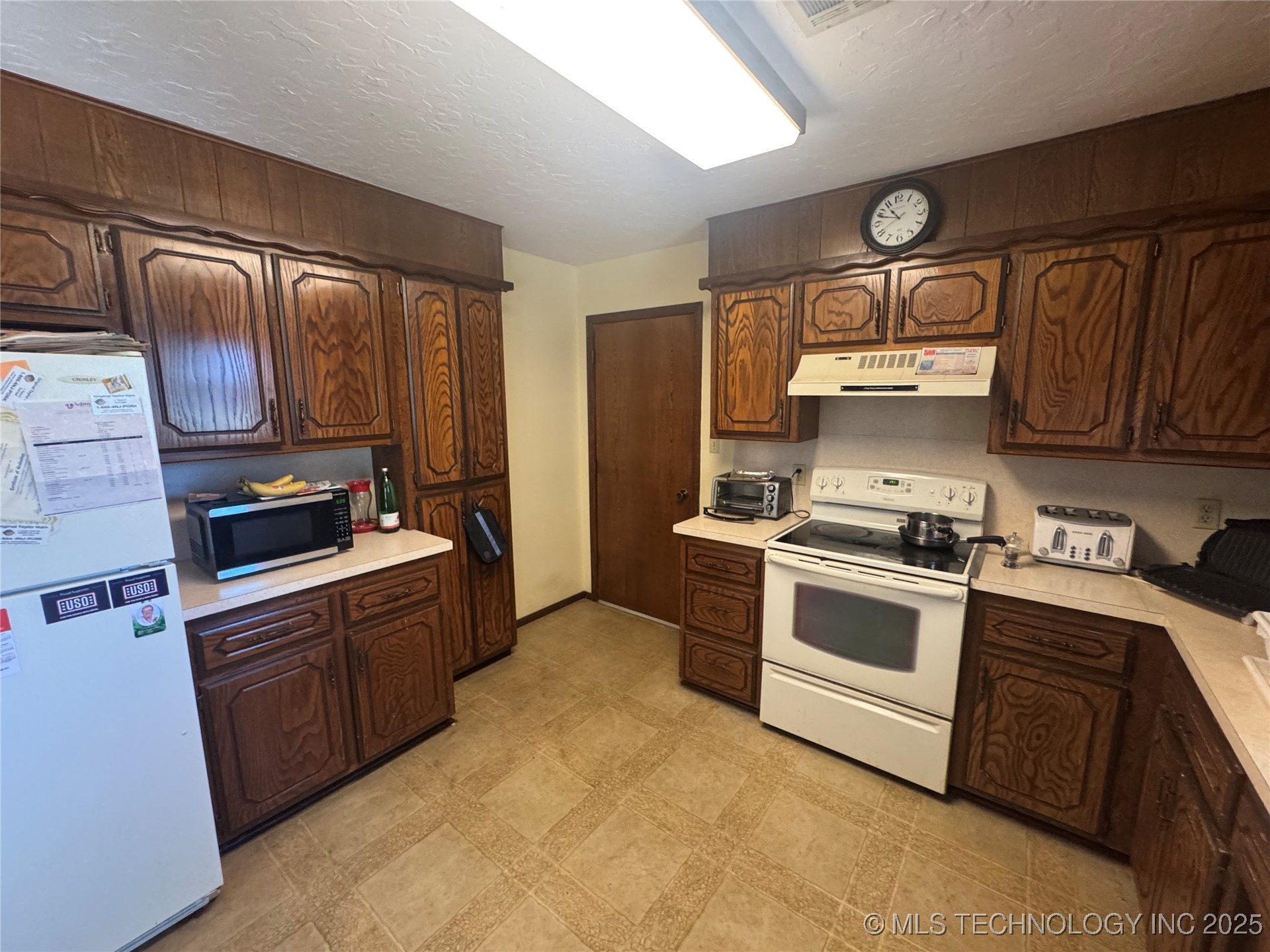15902 County Road 3535