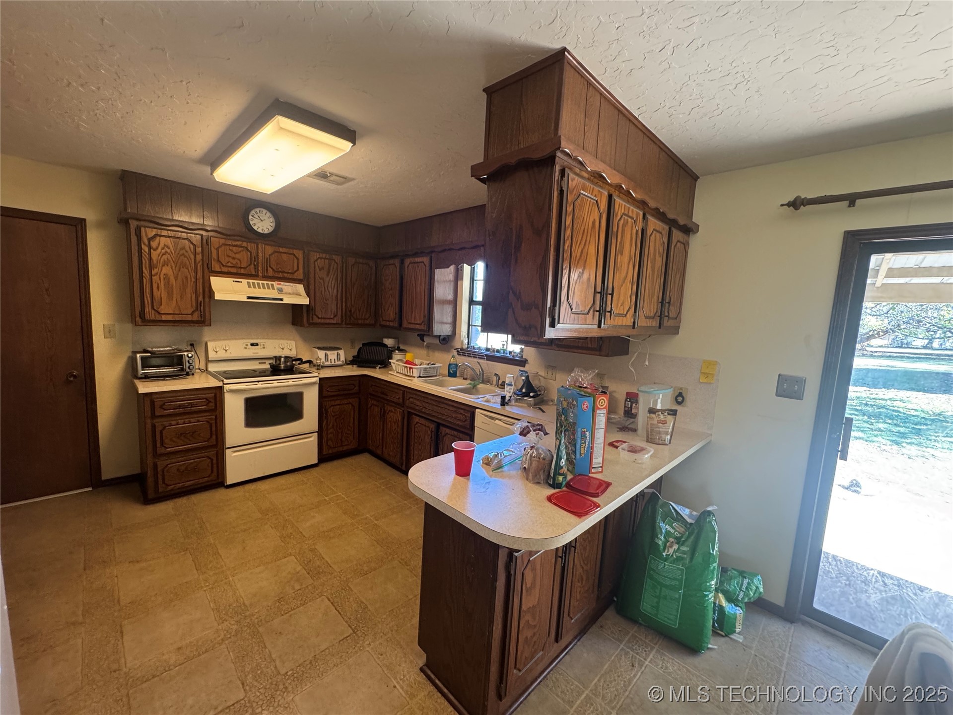 15902 County Road 3535