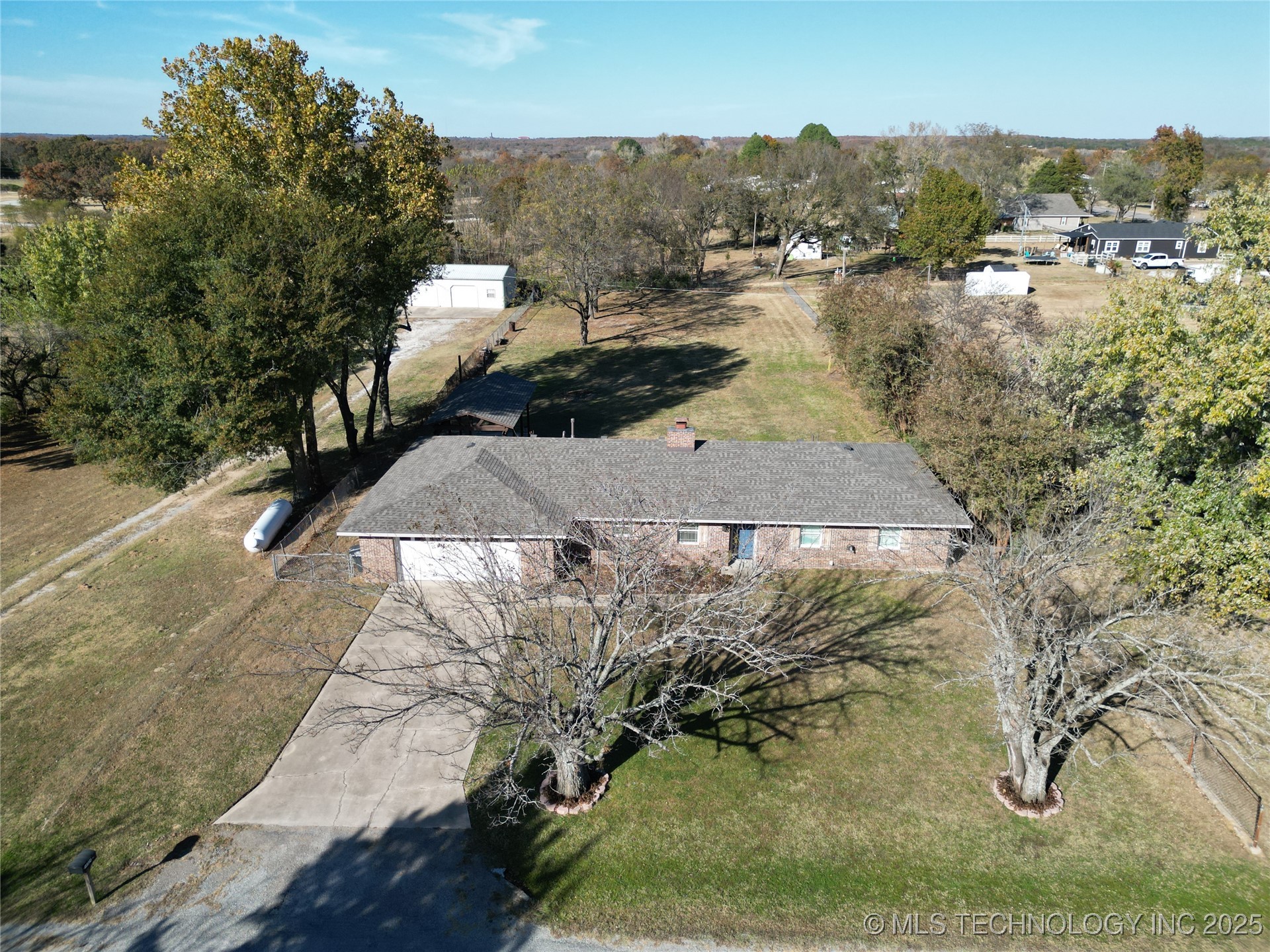 16924 County Road 1517