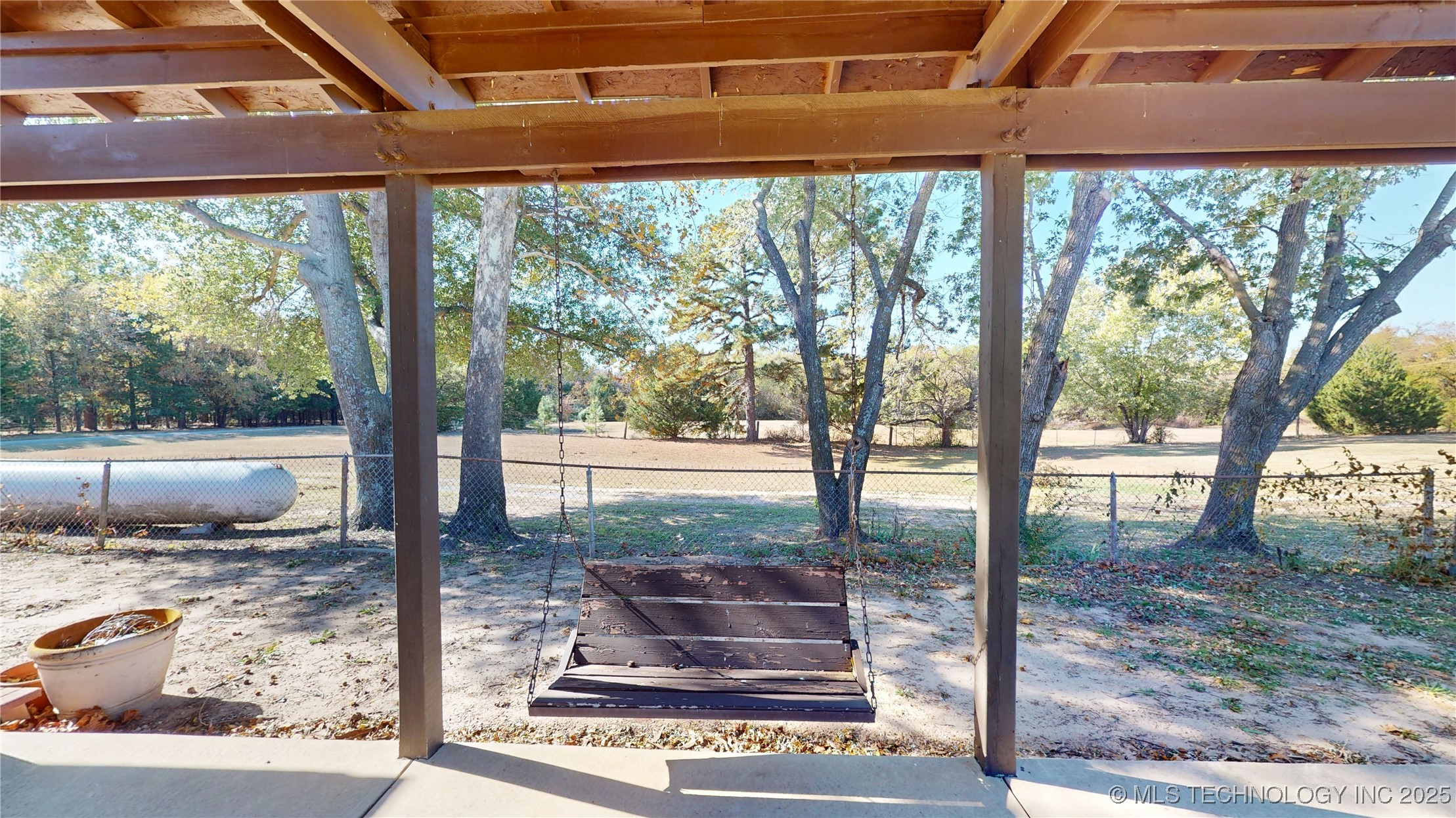 16924 County Road 1517