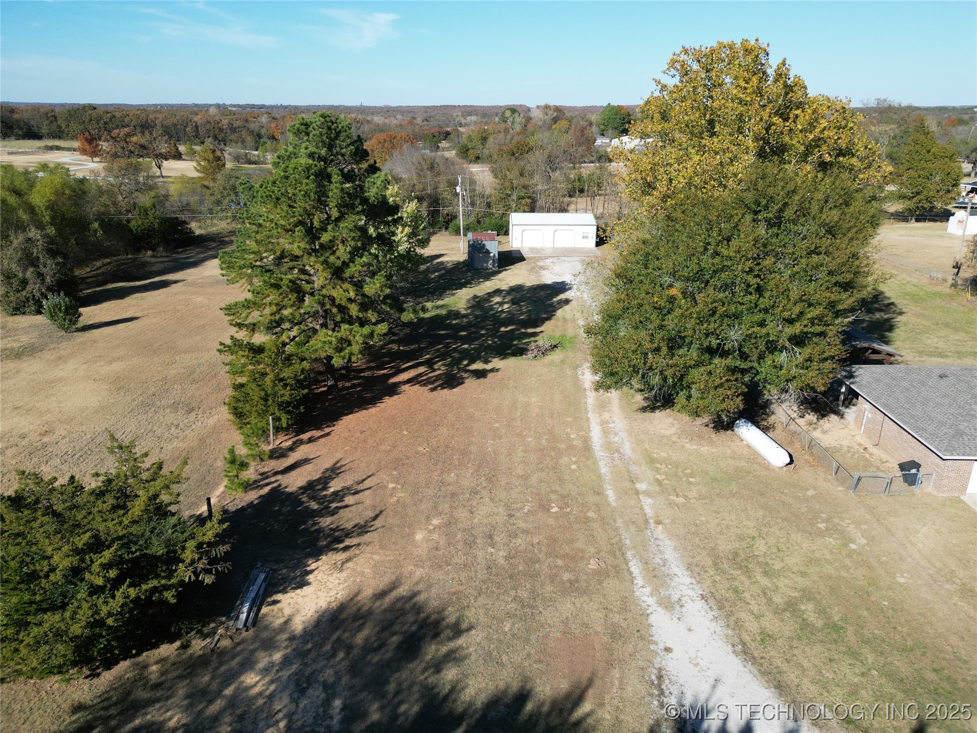 16924 County Road 1517