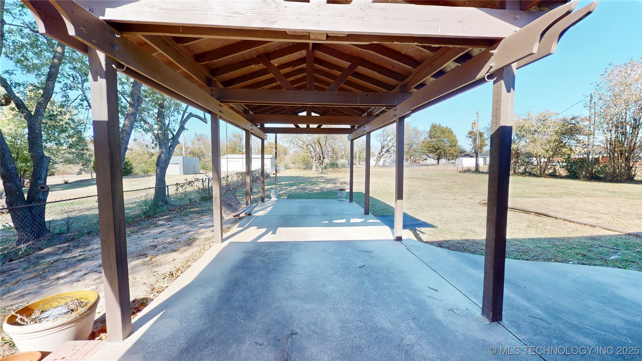 16924 County Road 1517