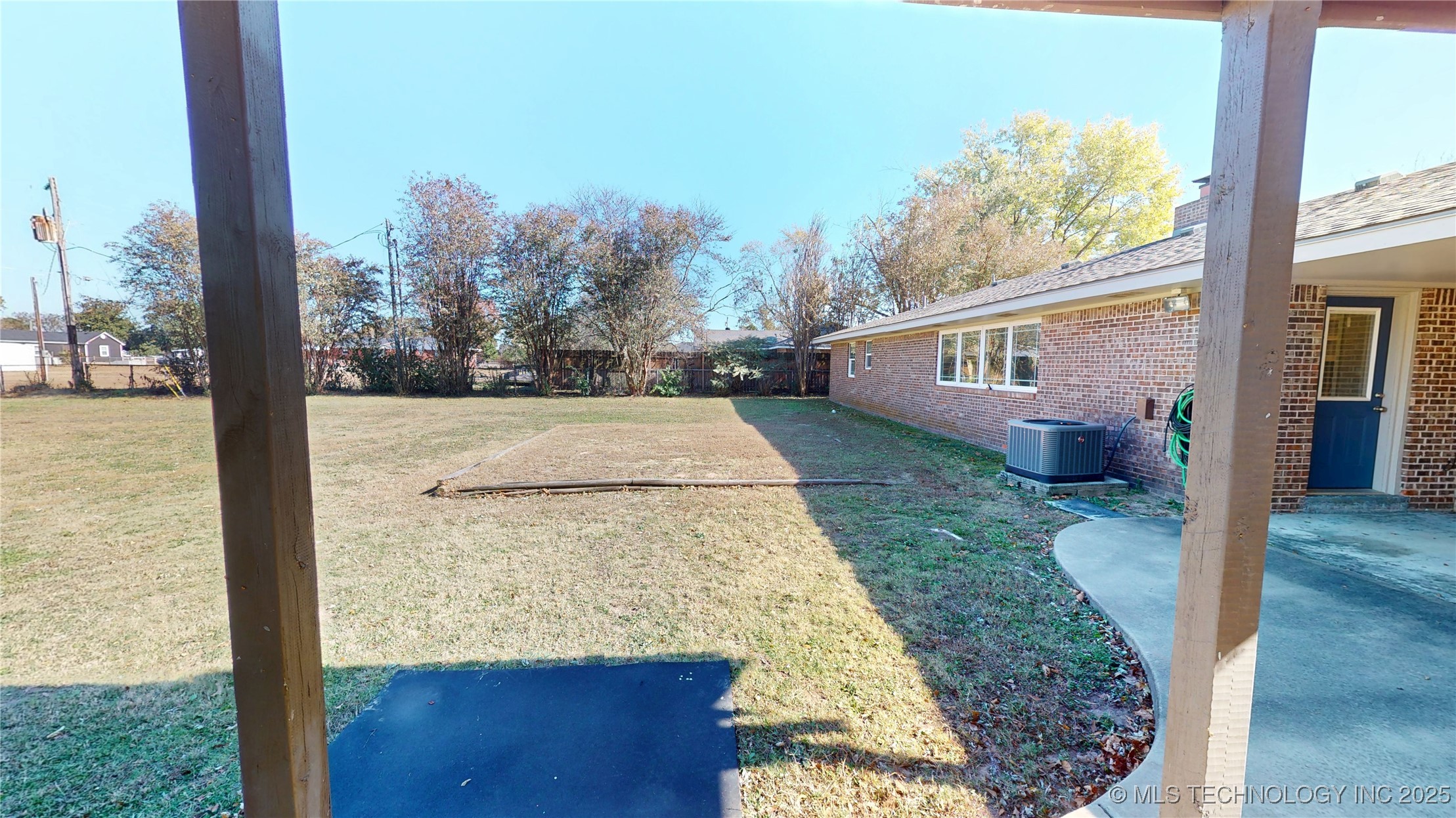 16924 County Road 1517