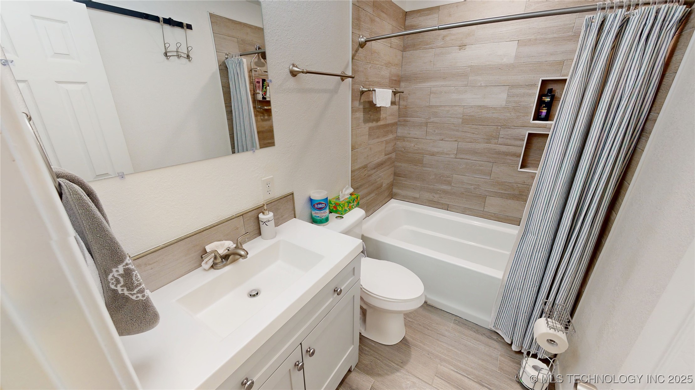 16924 County Road 1517