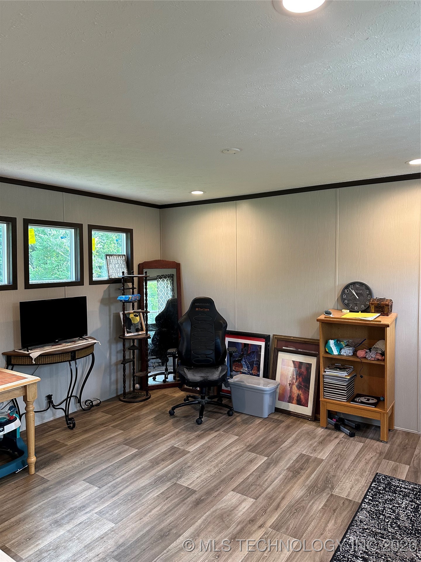 413 State Highway 1E