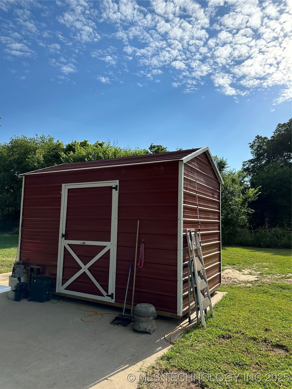 413 State Highway 1E