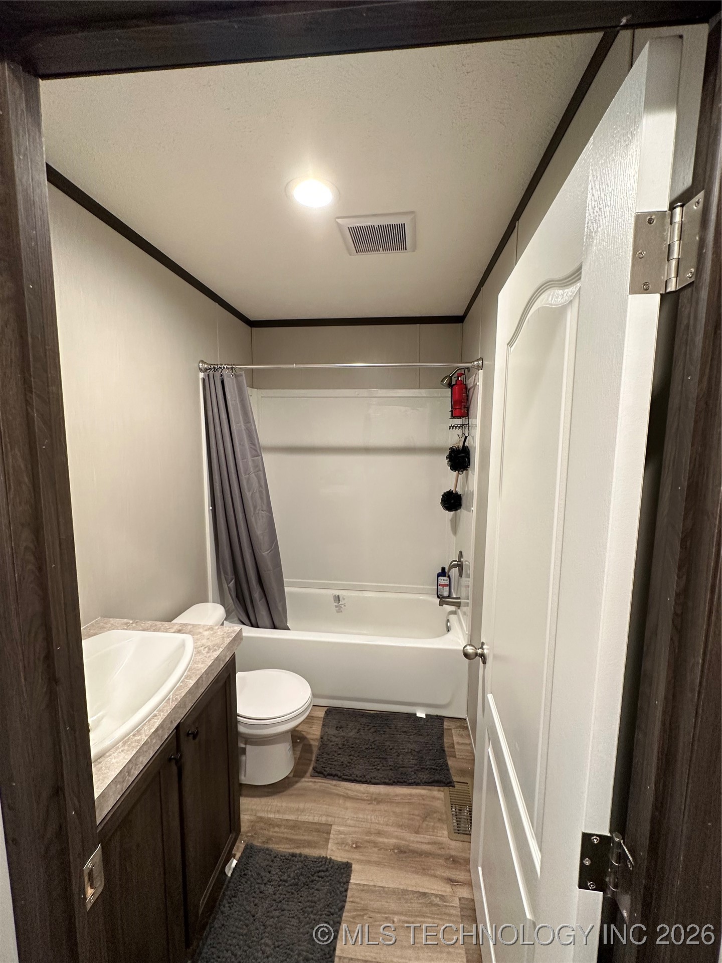 413 State Highway 1E