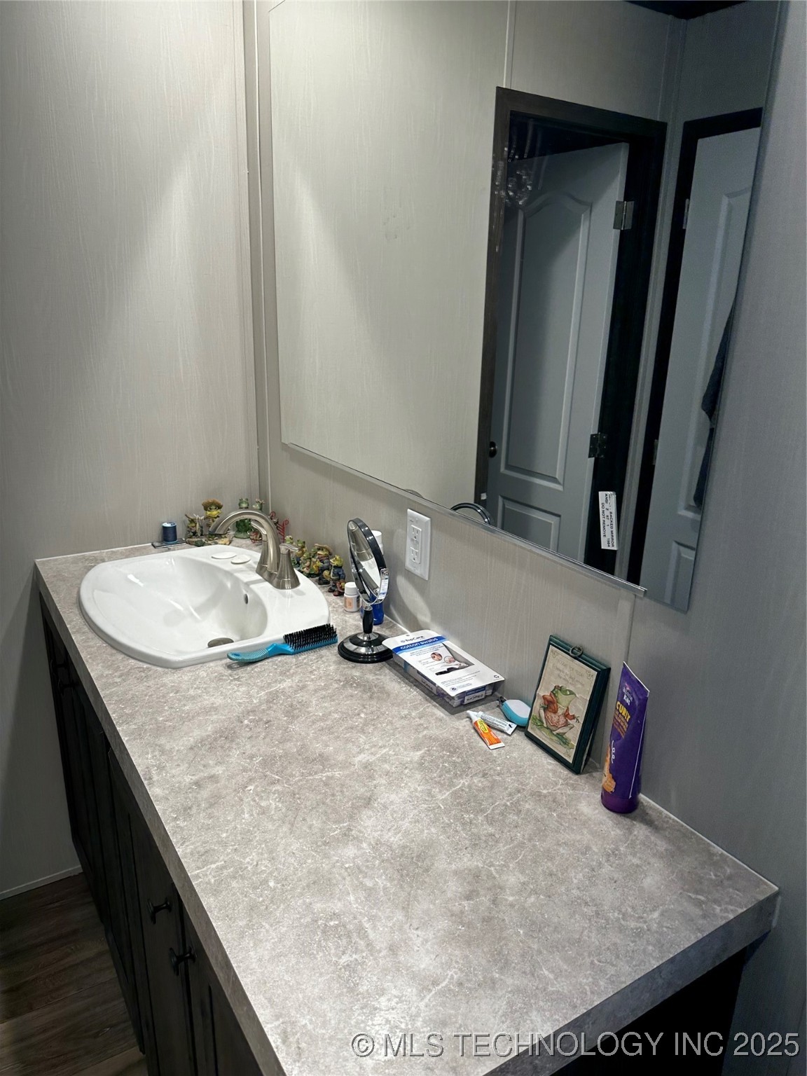 413 State Highway 1E