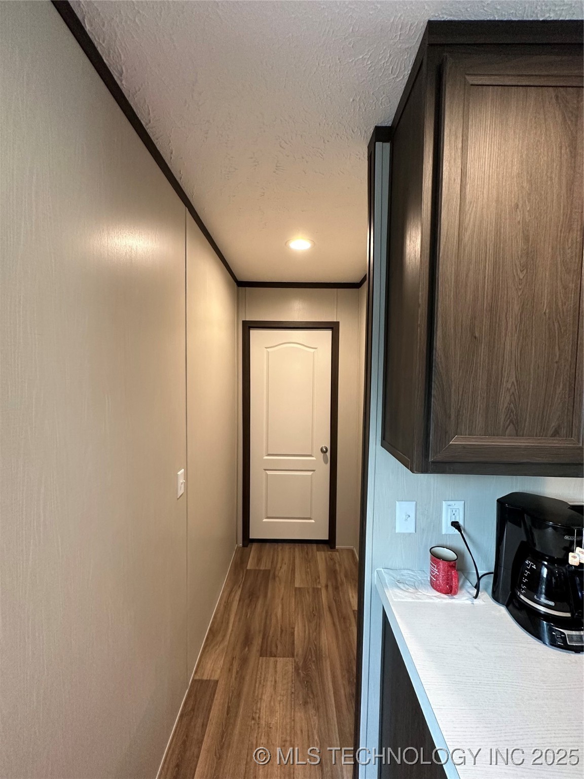 413 State Highway 1E