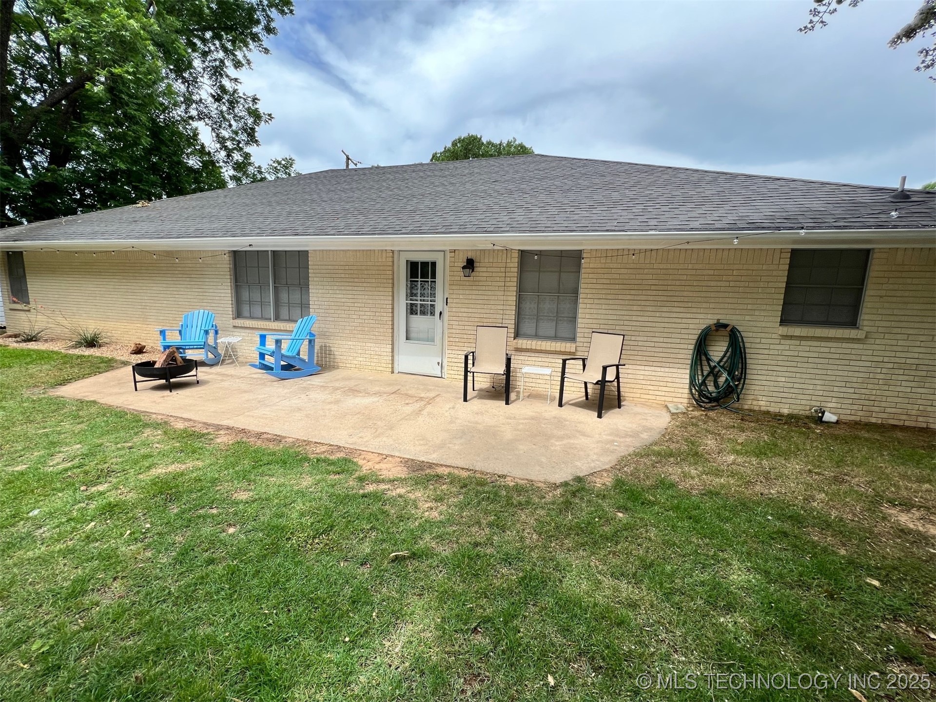 1604 Broadway Boulevard W