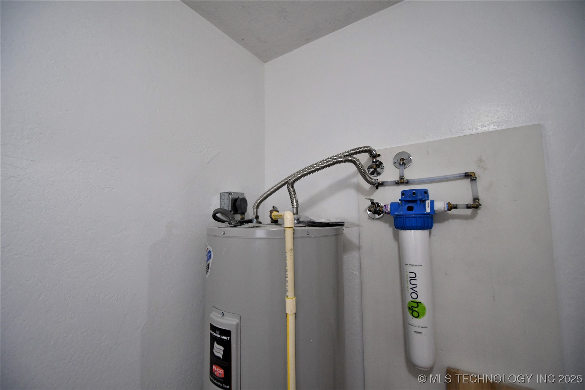 1604 Broadway Boulevard W