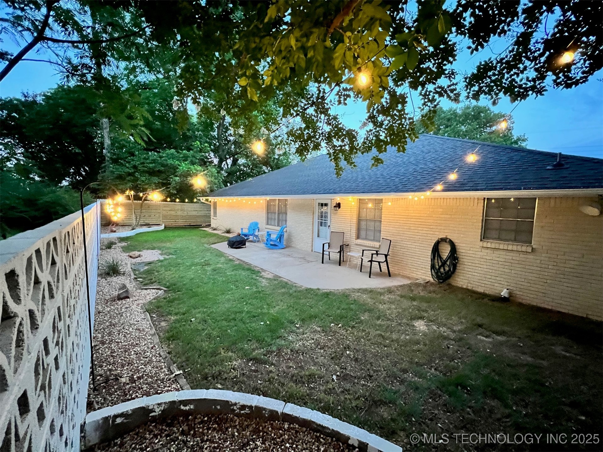 1604 Broadway Boulevard W