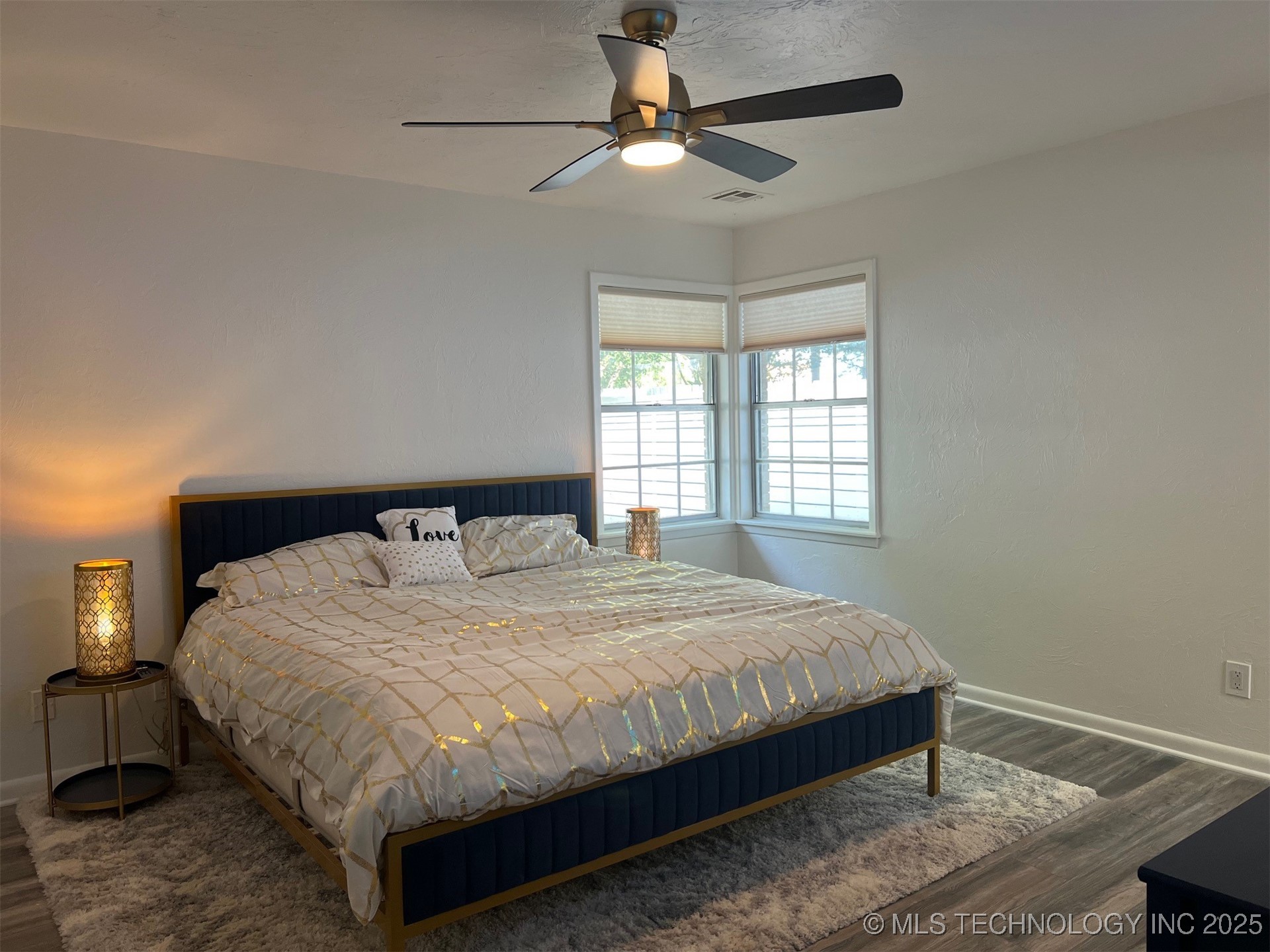 1604 Broadway Boulevard W