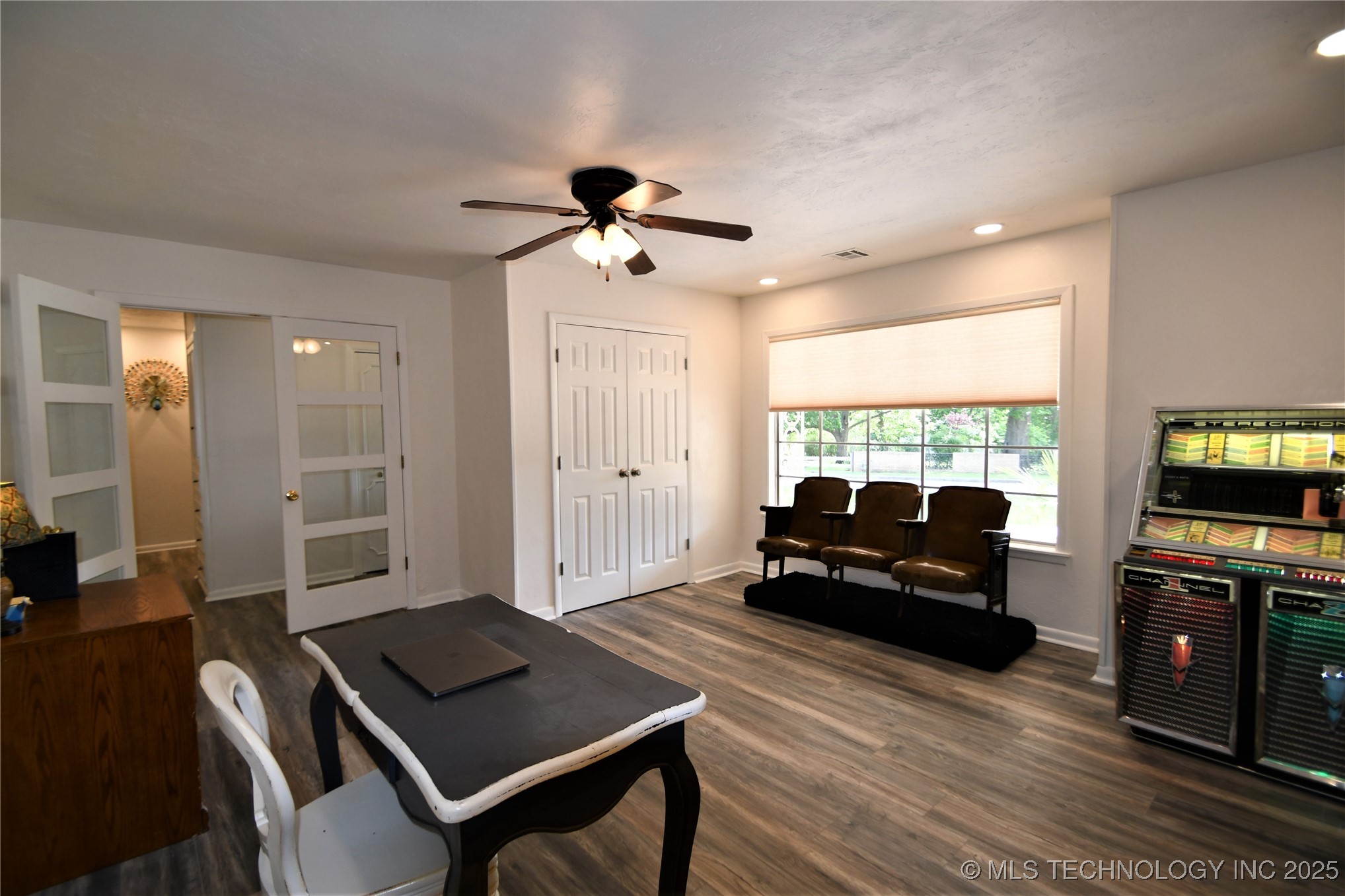 1604 Broadway Boulevard W