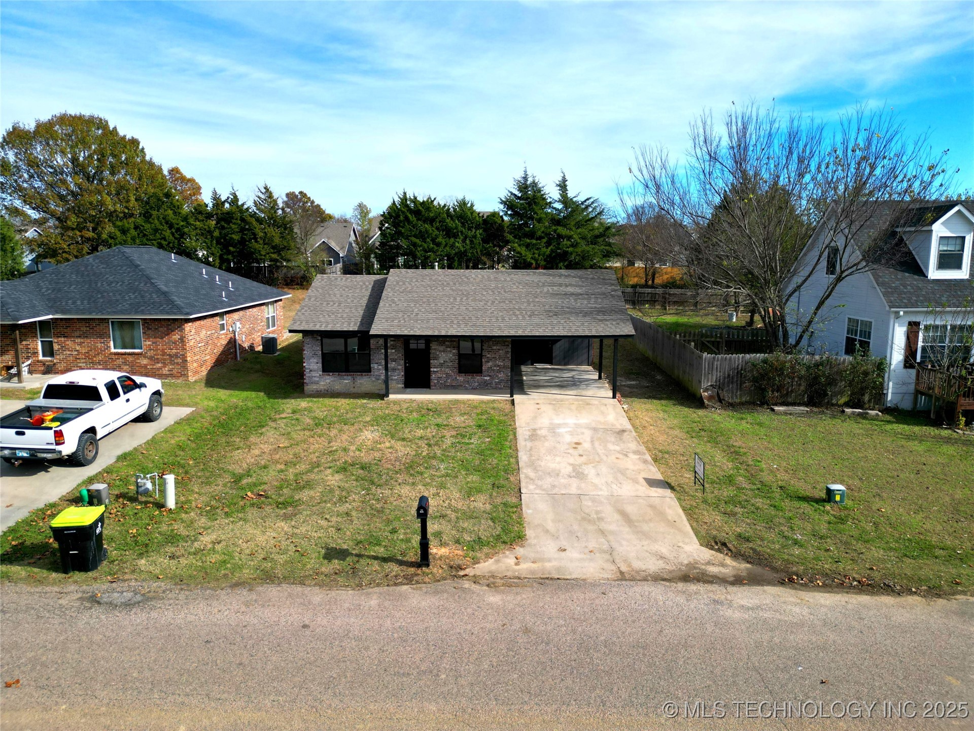 1300 Wolfe