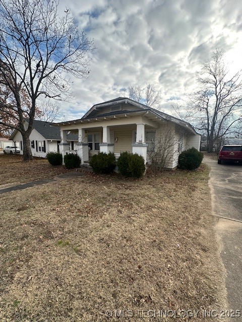 619 N Hinckley