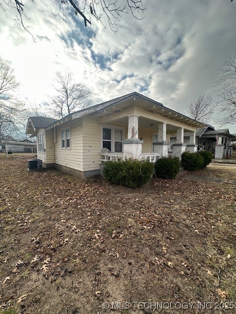619 N Hinckley